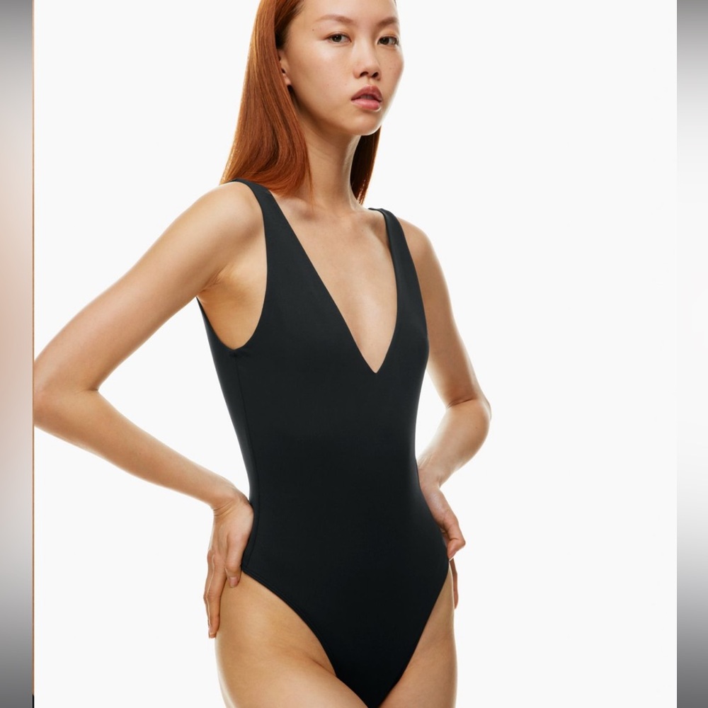 Contour V Neck Bodysuit